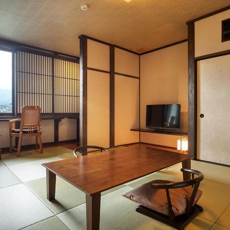 מלון Yufuin Onsen Toshoan מראה חיצוני תמונה